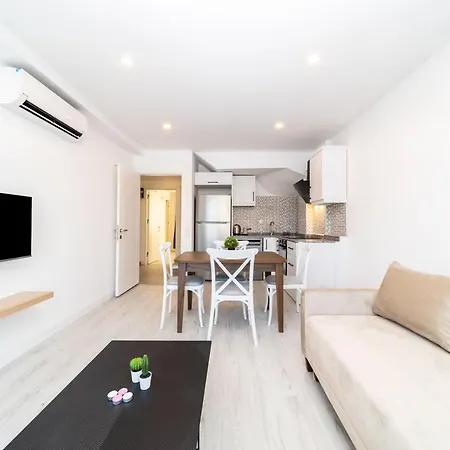 Apartament Central Flat With Terrace In Muratpasa Antalya